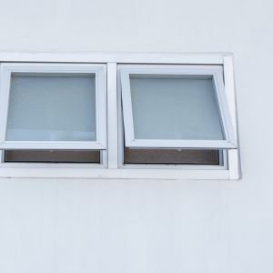 ventanas de aluminio para baños